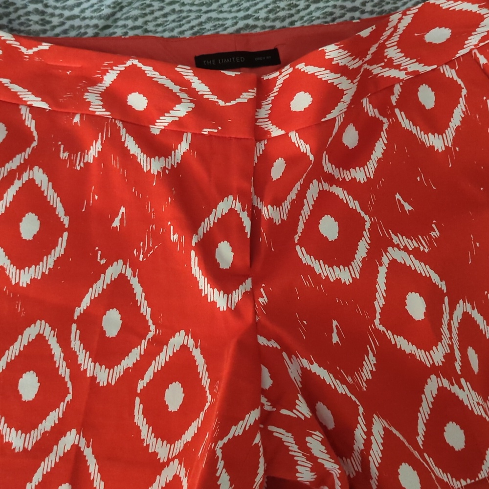 The Limited orange and cream shorts sz 12
